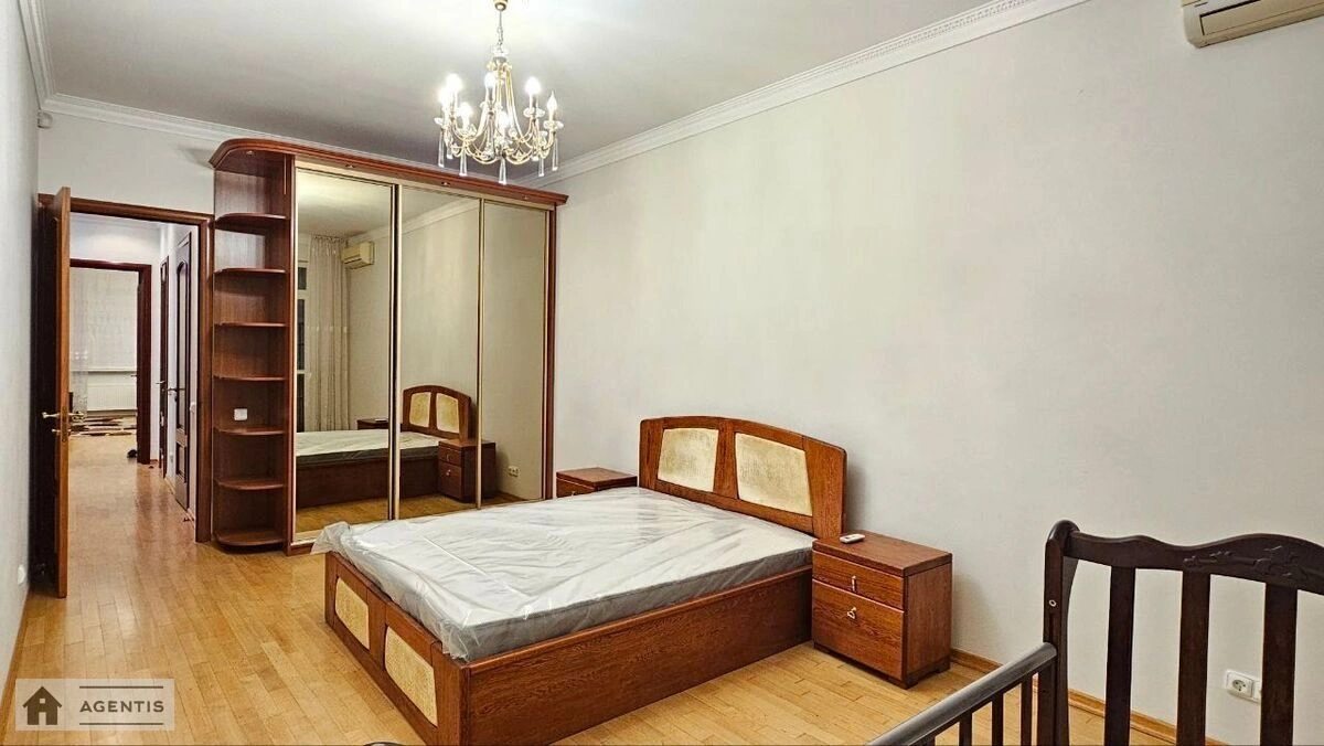 Здам квартиру 2 кімнати, 87 m², 5 пов./25 поверхів. 36, Євгена Коновальця вул. (Щорса), Київ. 