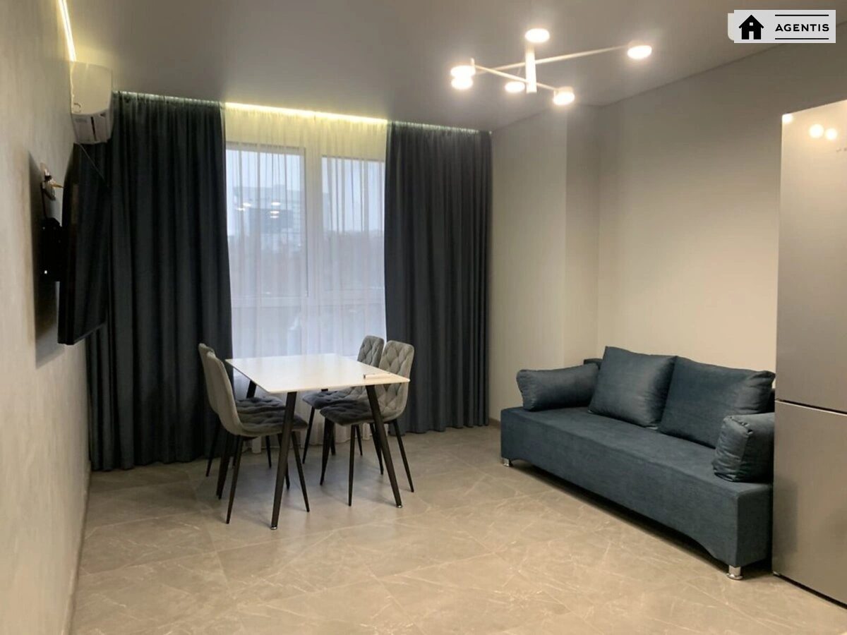 Сдам квартиру 1 комната, 58 m², 7 эт./25 этажей. 73, Глубочицкая 73, Киев. 