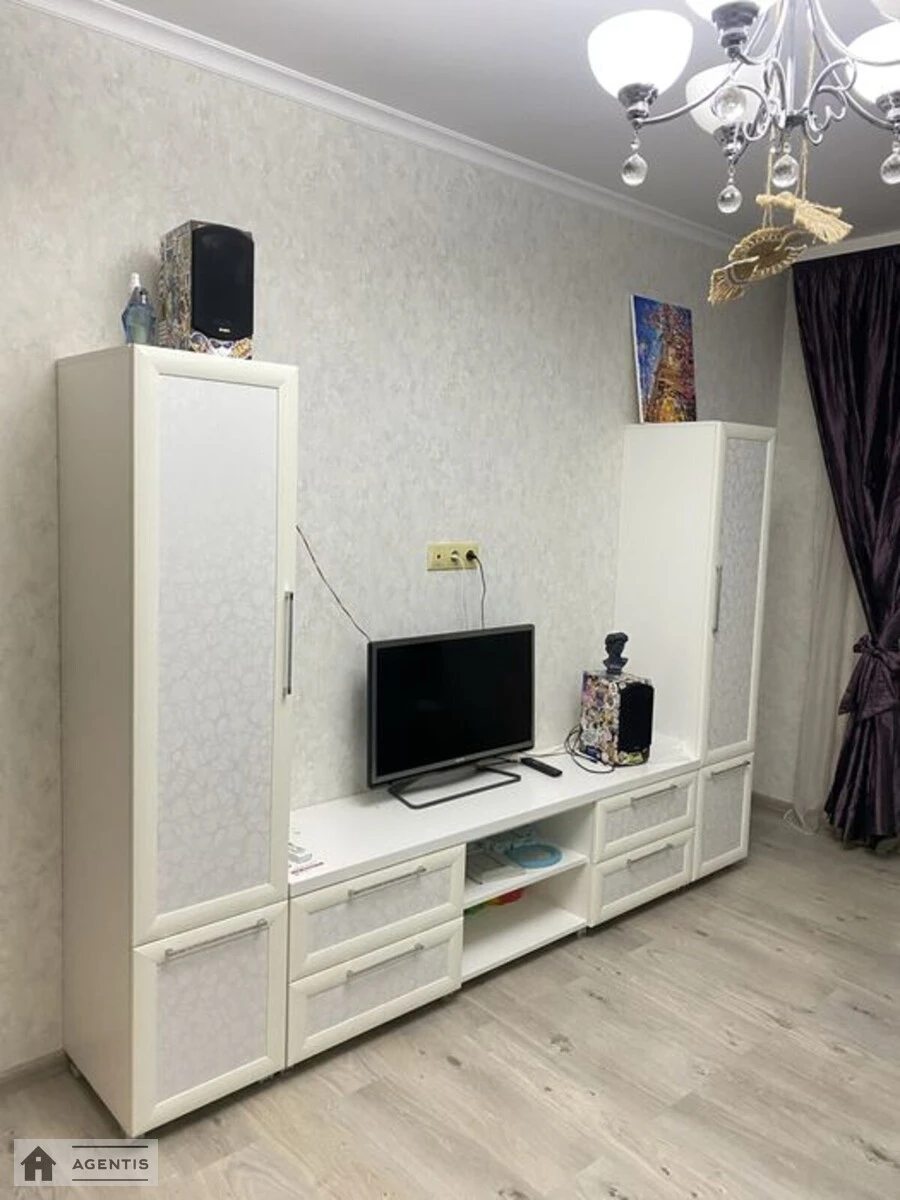 Сдам квартиру 1 комната, 42 m², 23 эт./25 этажей. 7, Григорія Ващенка вул., Киев. 