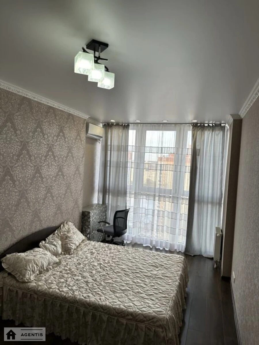 Apartment for rent 2 rooms, 51 m², 21st fl./25 floors. 2, Dragomanova 2, Kyiv. 