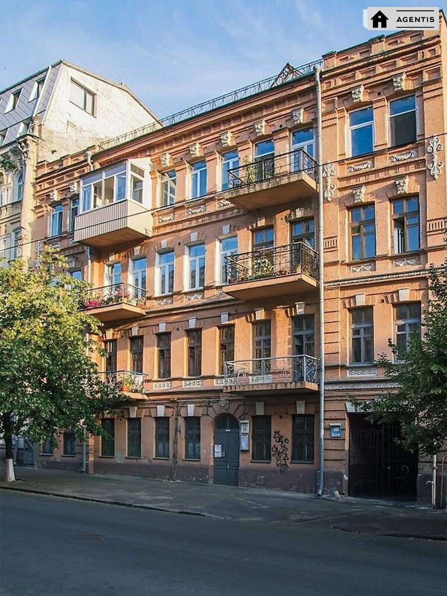 Apartment for rent 3 rooms, 120 m², 4th fl./4 floors. 11, Mytropolyta Vasylya Lypkivskoho vul. Urytskoho, Kyiv. 