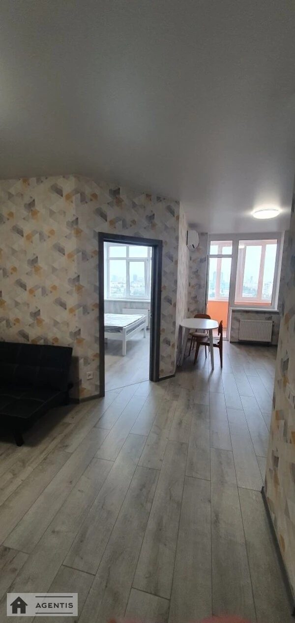 Сдам квартиру 1 комната, 44 m², 22 эт./26 этажей. 73, Полевая 73, Киев. 