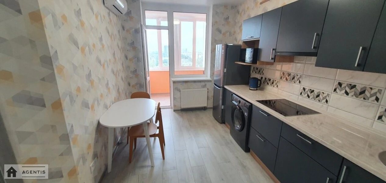 Сдам квартиру 1 комната, 44 m², 22 эт./26 этажей. 73, Полевая 73, Киев. 