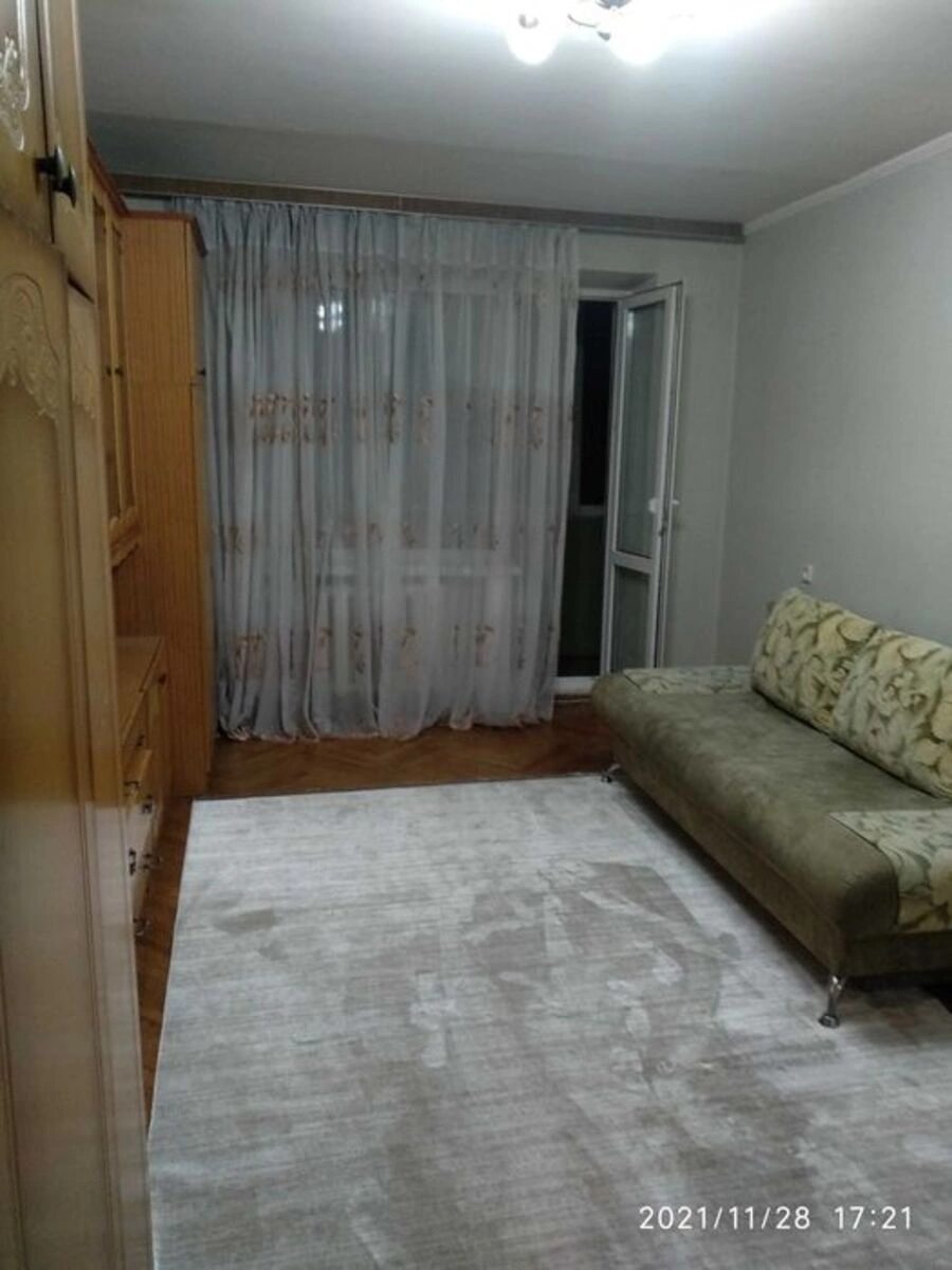 Сдам квартиру 1 комната, 40 m², 2 эт./12 этажей. 39, Валерія Лобановського просп. (Червонозоряний), Киев. 