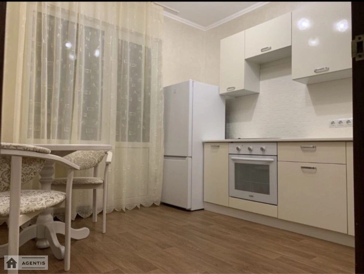 Сдам квартиру 1 комната, 38 m², 20 эт./25 этажей. 7, Софії Русової вул., Киев. 