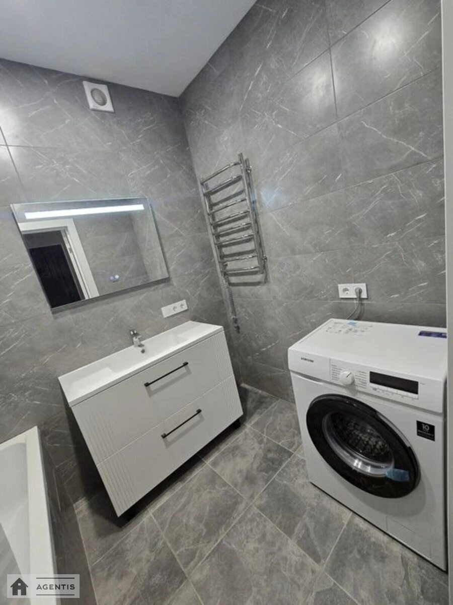 Сдам квартиру 1 комната, 48 m², 14 эт./24 этажа. 1, Васильковская 1, Киев. 