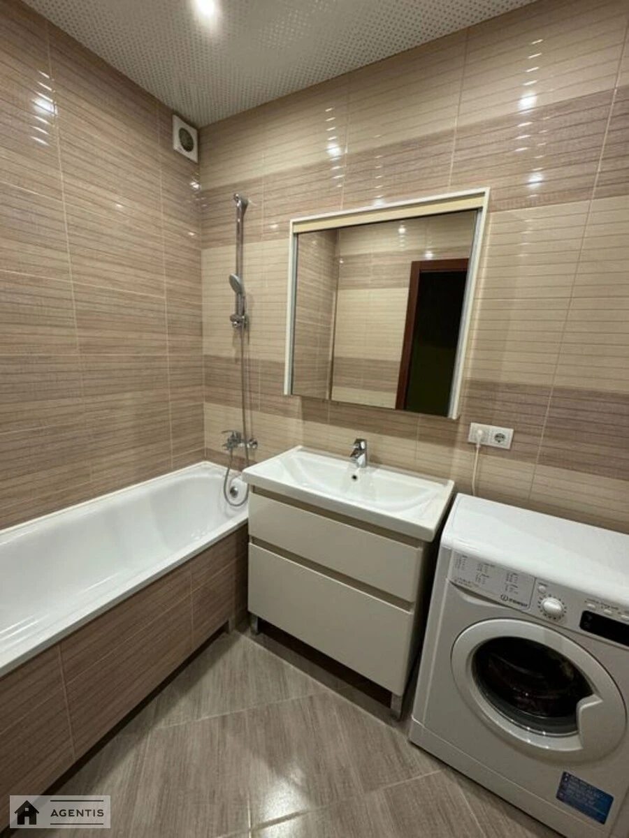 Apartment for rent 2 rooms, 72 m², 25th fl./25 floors. Podilskyy rayon, Kyiv. 