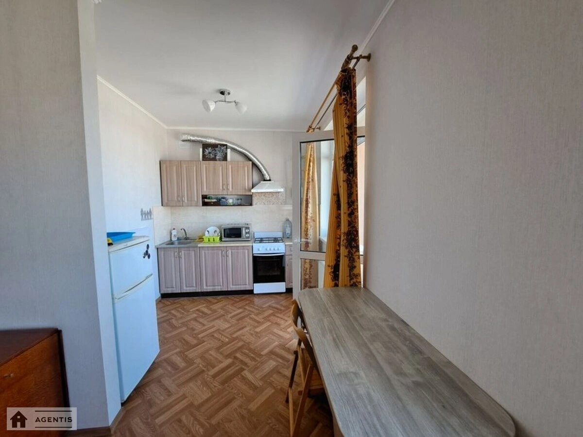 Здам квартиру 2 кімнати, 58 m², 9 пов./10 поверхів. 56, Метрологічна 56, Київ. 