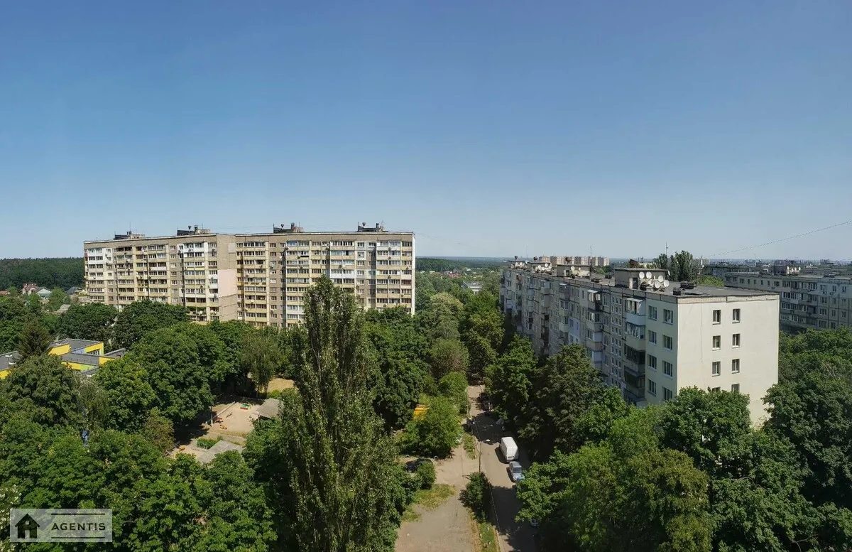 Здам квартиру 3 кімнати, 73 m², 11 пов./12 поверхів. 32, Свободи 32, Київ. 