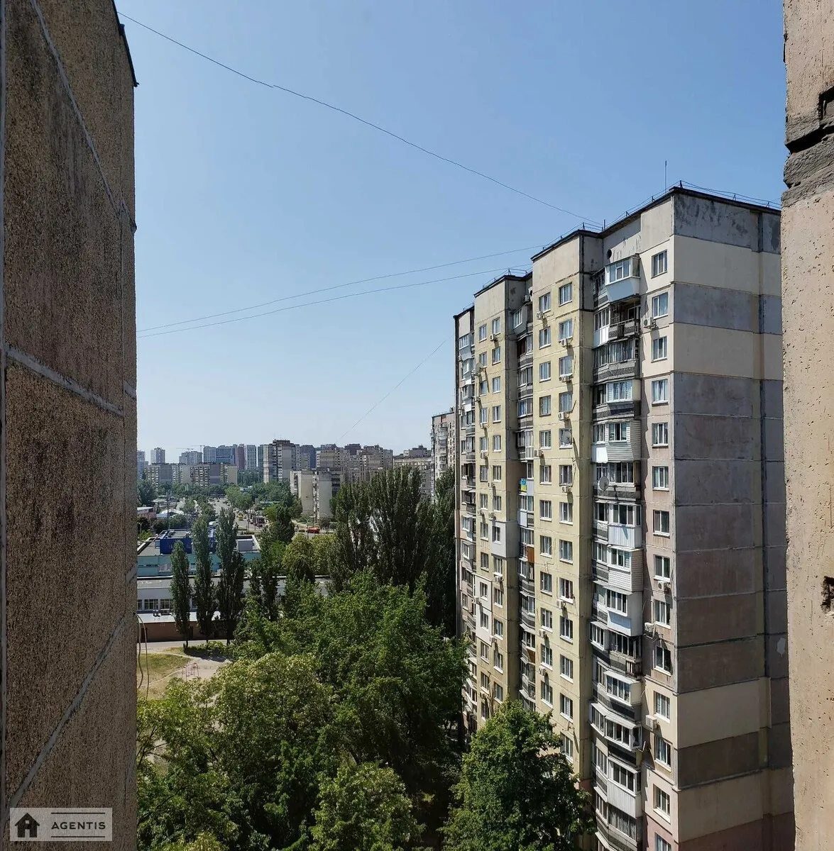 Apartment for rent 3 rooms, 73 m², 11th fl./12 floors. 32, Svobody 32, Kyiv. 