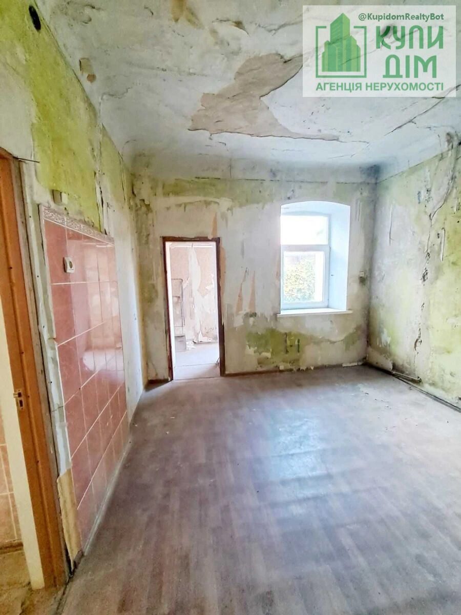 Apartments for sale 2 rooms, 31 m², 1st fl./1 floor. Tarasa Karpy vul. Tymyryazeva, Kropyvnytskyy. 