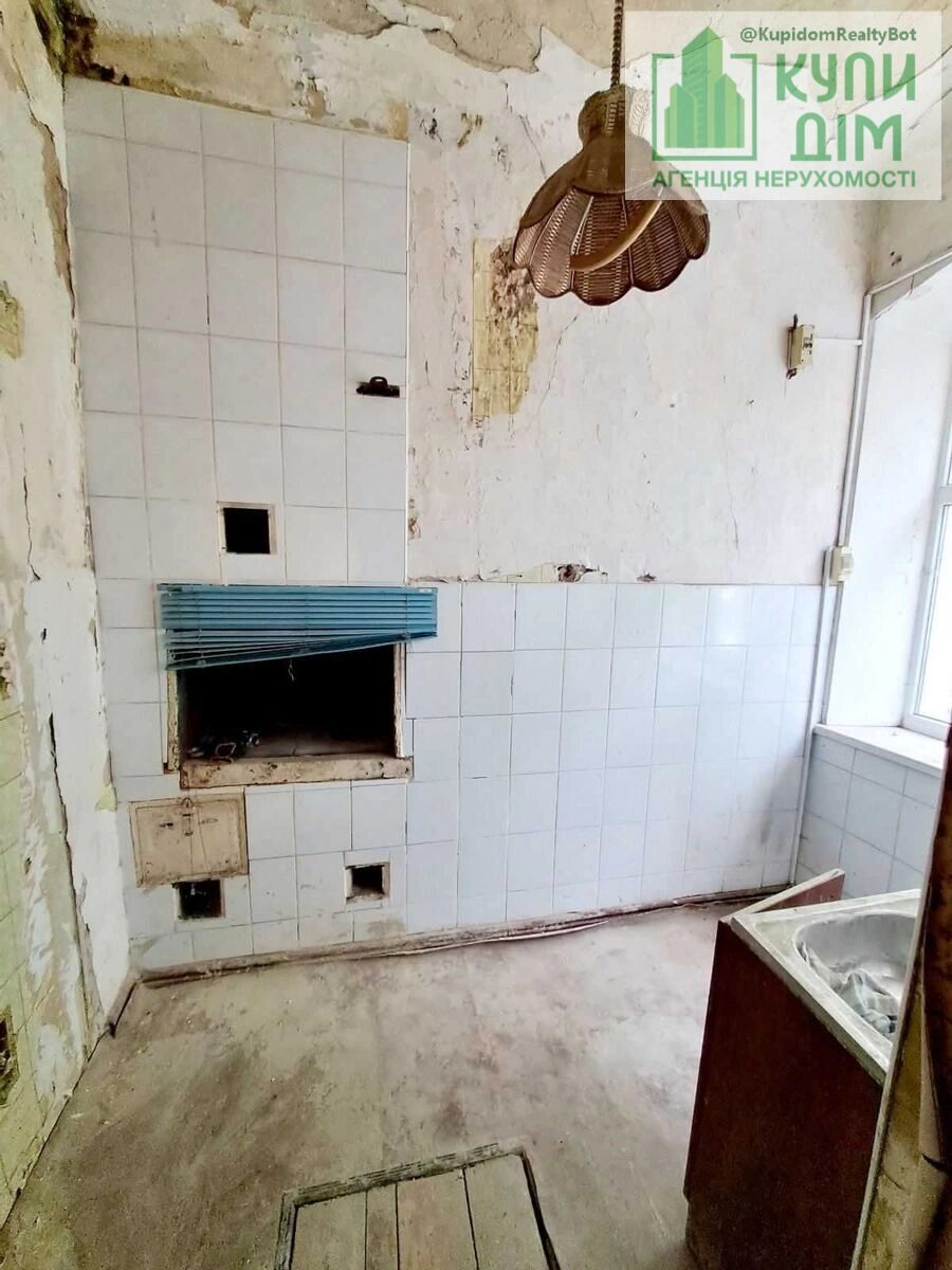 Продаж квартири 2 кімнати, 31 m², 1 пов./1 пов.. Тараса Карпи вул. (Тимирязева), Кропивницький. 