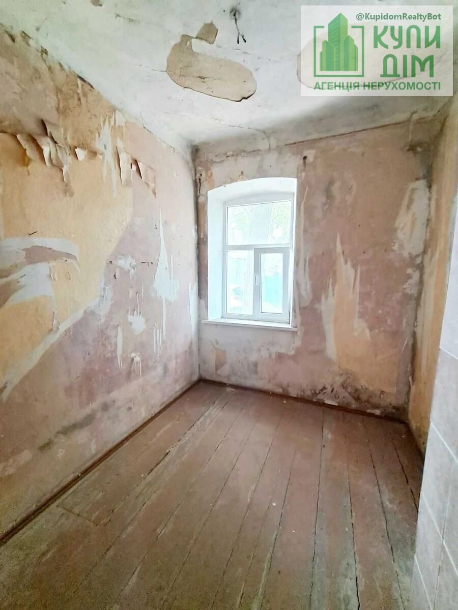 Продаж квартири 2 кімнати, 31 m², 1 пов./1 пов.. Тараса Карпи вул. (Тимирязева), Кропивницький. 