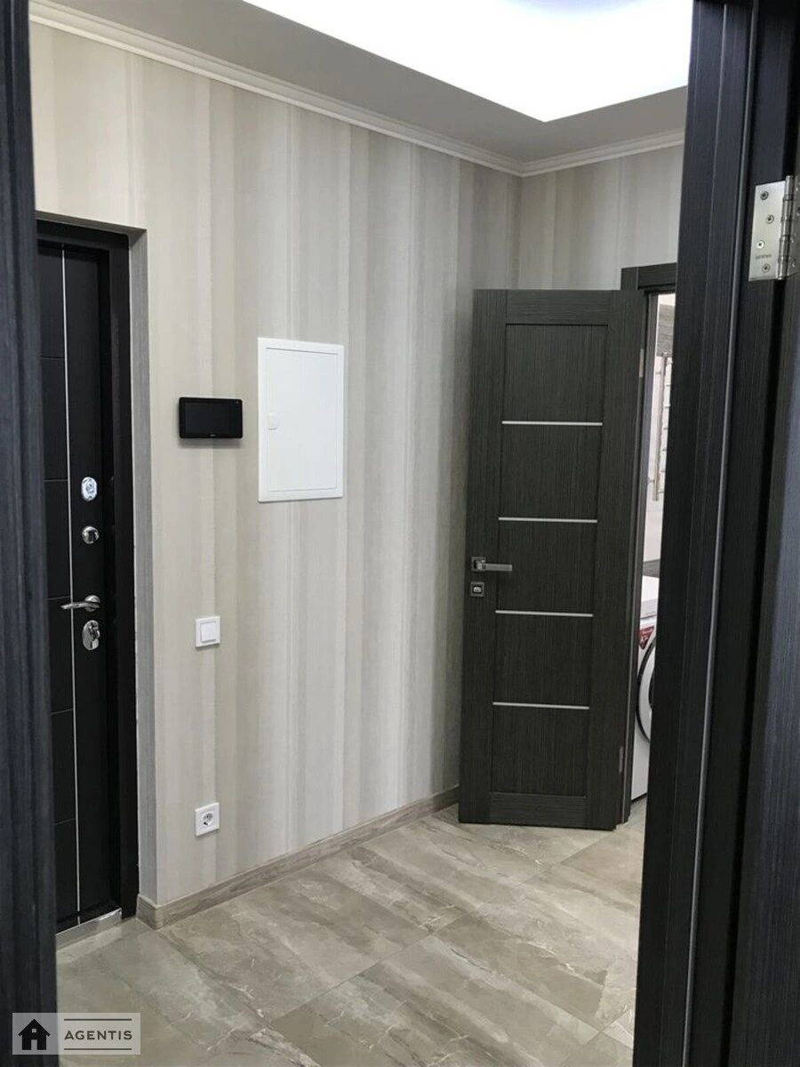 Apartment for rent 1 room, 46 m², 16th fl./25 floors. 20, Solomyanska vul., Kyiv. 