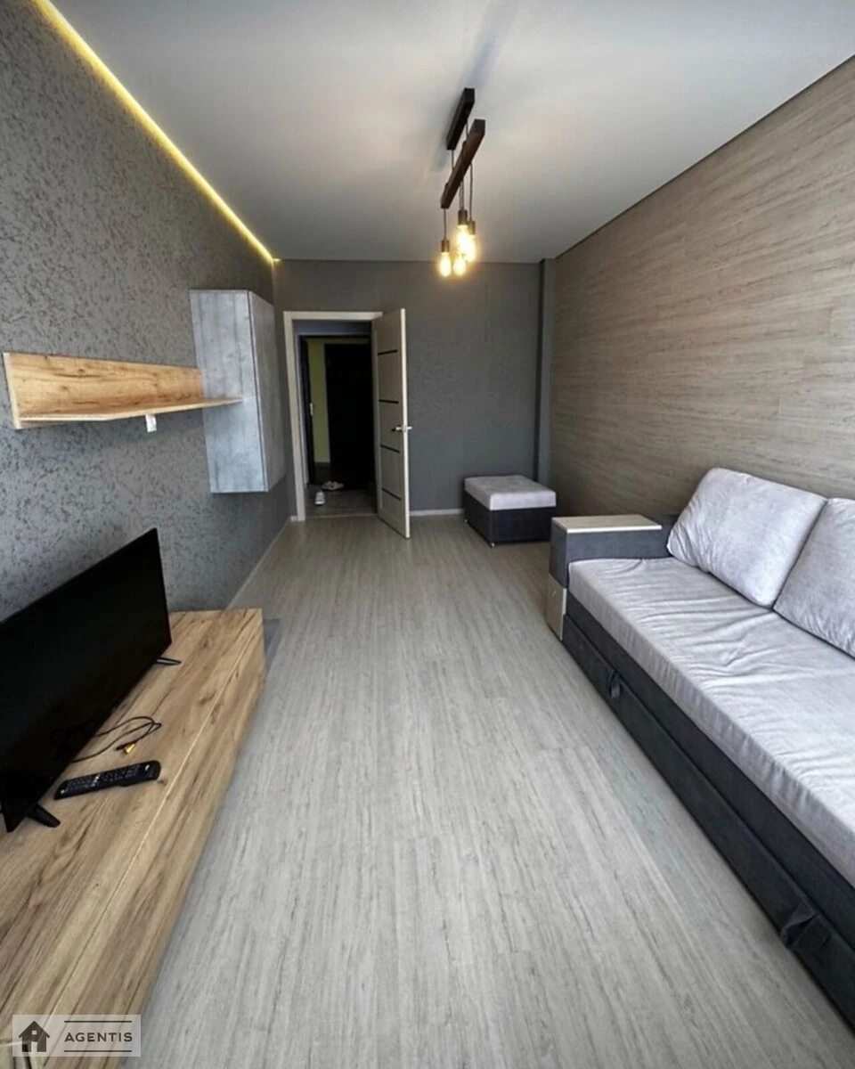 Сдам квартиру 1 комната, 38 m², 10 эт./12 этажей. 61, Шалімова , Киев. 