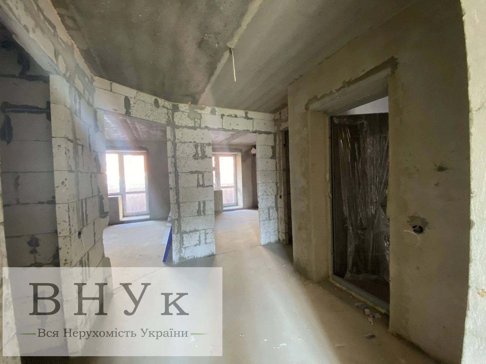 Apartments for sale 2 rooms, 661 m², 1st fl./10 floors. Tarnavskoho Henerala vul., Ternopil. 