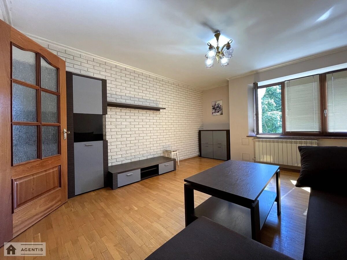 Apartment for rent 3 rooms, 75 m², 2nd fl./15 floors. 88, Antonovycha vul. Horkoho, Kyiv. 