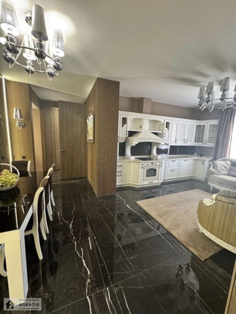 Apartment for rent 3 rooms, 120 m², 15th fl./15 floors. Solomyanskyy rayon, Kyiv. 