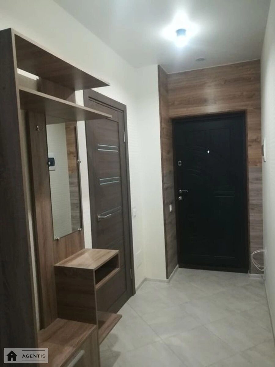 Сдам квартиру 1 комната, 30 m², 12 эт./26 этажей. 73, Полевая 73, Киев. 