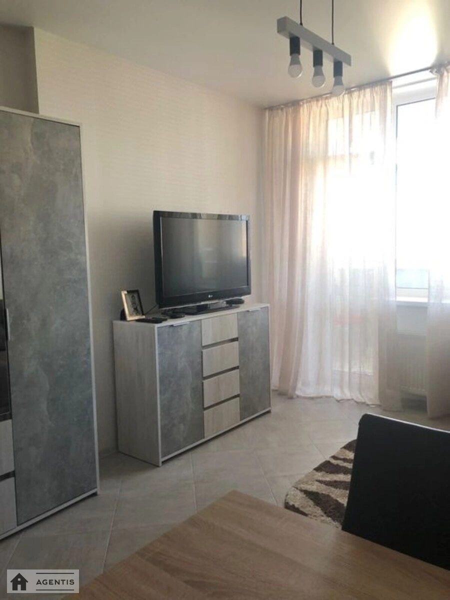 Здам квартиру 1 кімната, 30 m², 12 пов./26 поверхів. 73, Польова 73, Київ. 