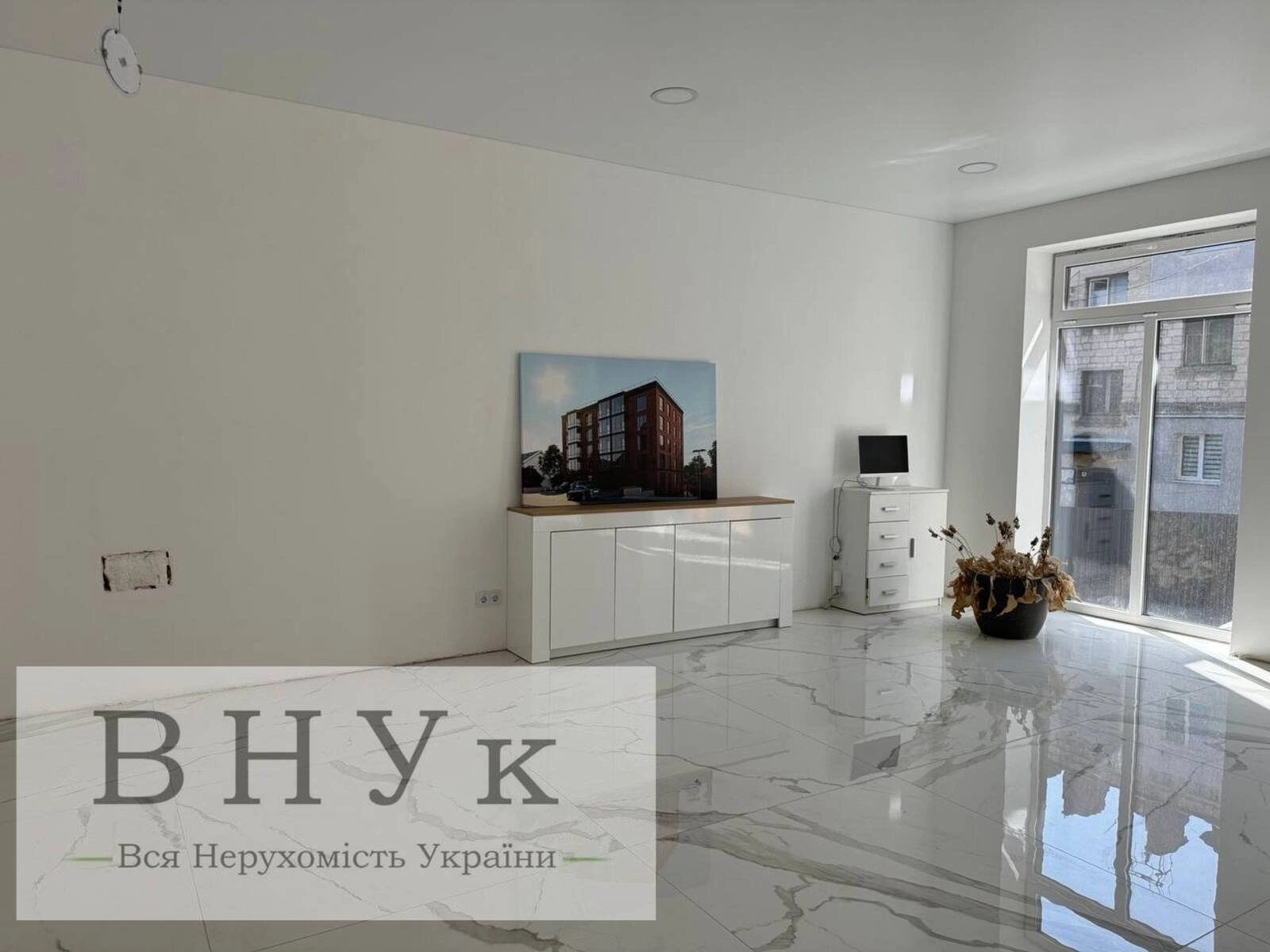 Продам нерухомість під комерцію 82 m², 1 пов./5 поверхів. За Рудкою пров., Тернопіль. 