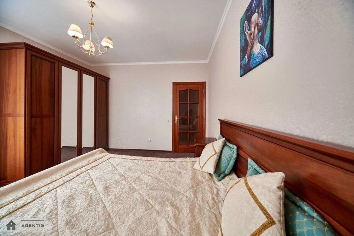 Apartment for rent 3 rooms, 120 m², 5th fl./12 floors. 29, Levka Lukyanenka vul. Marshala Tymoshenka, Kyiv. 