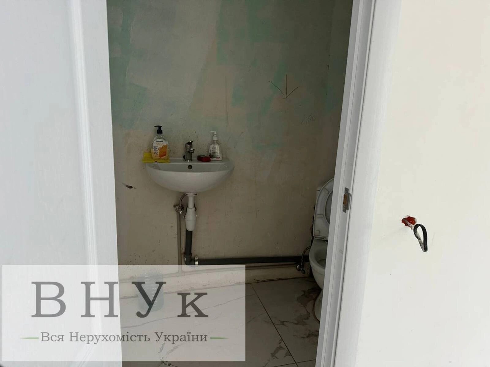 Продам нерухомість під комерцію 51 m², 1 пов./5 поверхів. За Рудкою пров., Тернопіль. 