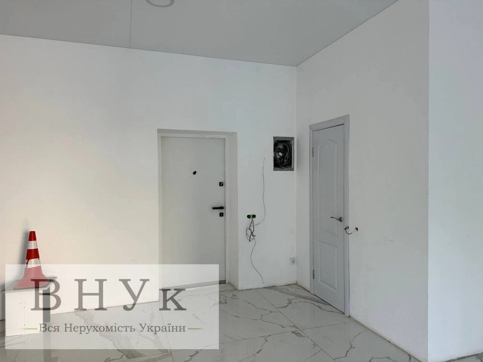 Продам нерухомість під комерцію 51 m², 1 пов./5 поверхів. За Рудкою пров., Тернопіль. 