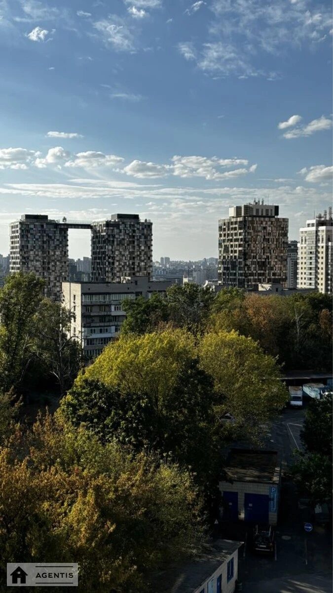 Здам квартиру 3 кімнати, 72 m², 8 пов./23 поверхи. 7, Лабораторний 7, Київ. 