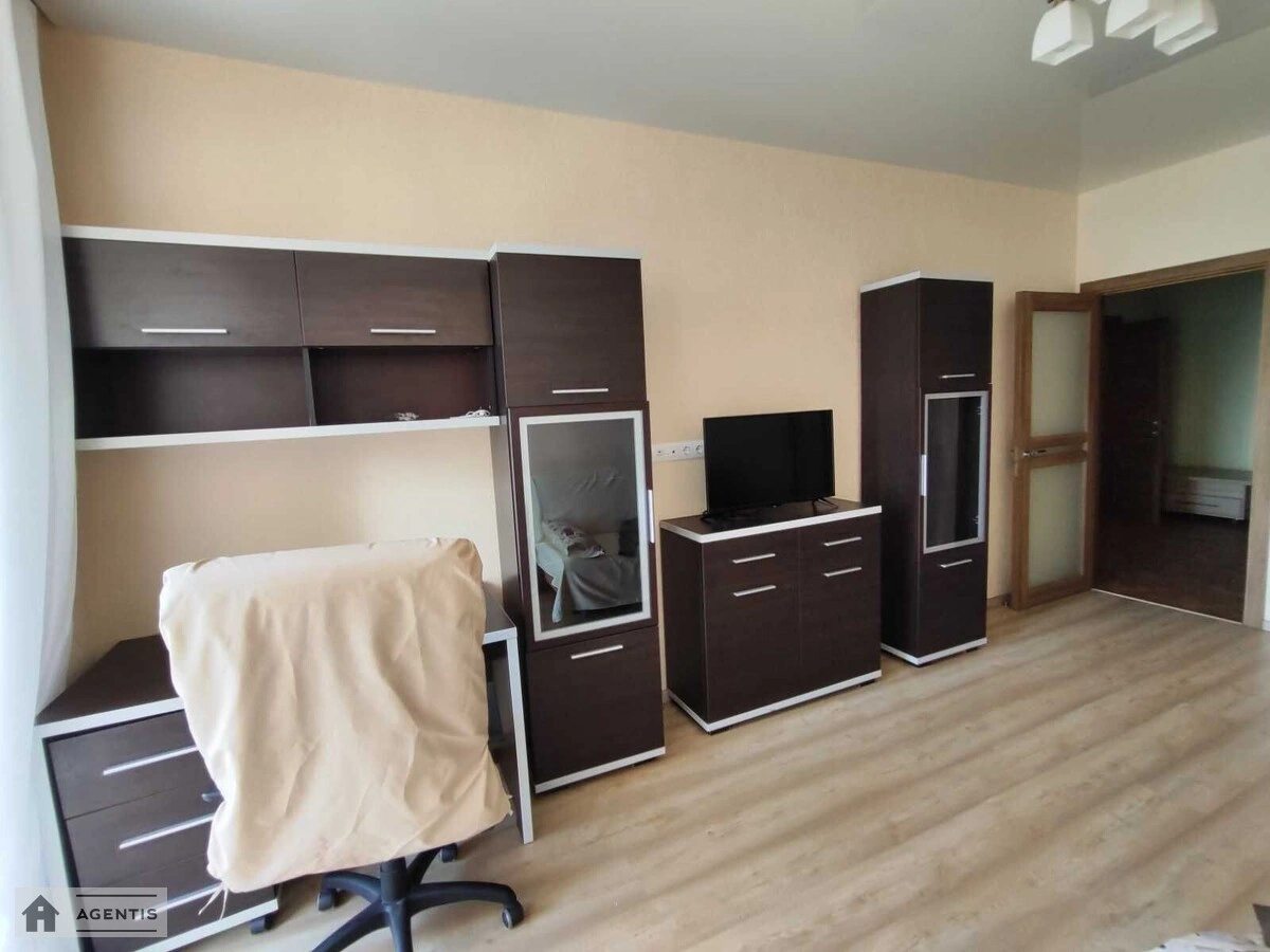 Здам квартиру 2 кімнати, 78 m², 14 пов./25 поверхів. 2, Драгоманова 2, Київ. 