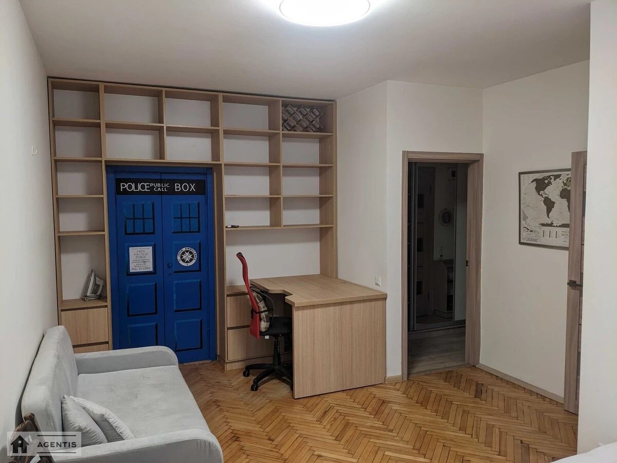 Сдам квартиру 1 комната, 30 m², 5 эт./5 этажей. 55, Дегтяревская 55, Киев. 