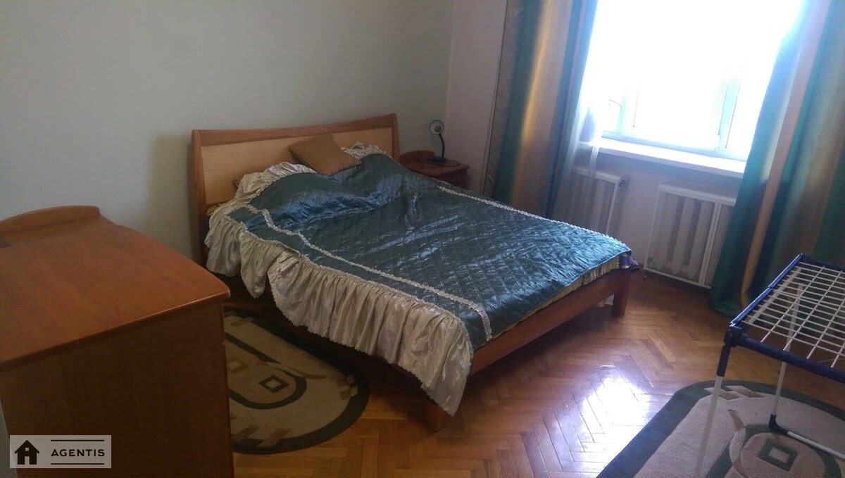 Здам квартиру 3 кімнати, 84 m², 13 пов./18 поверхів. 31, Драгоманова 31, Київ. 