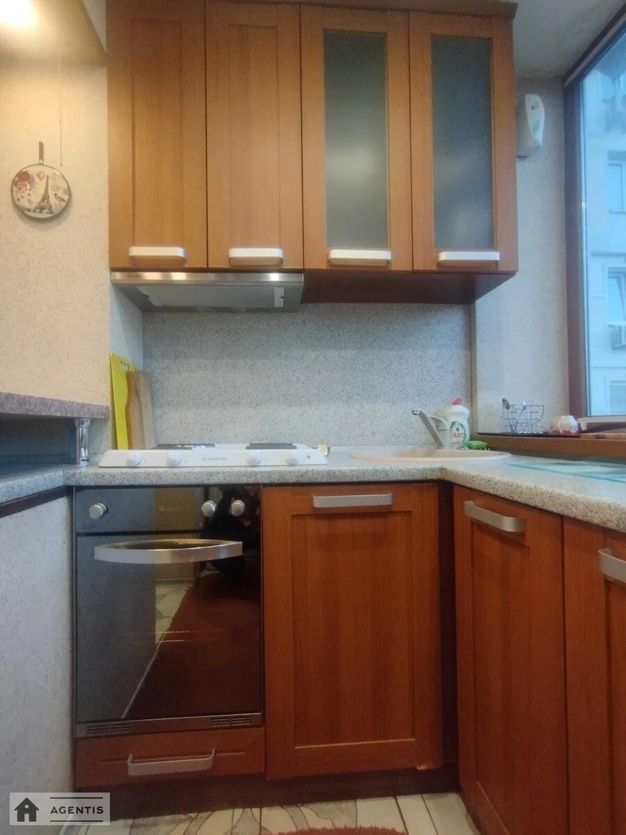 Apartment for rent 1 room, 45 m², 7th fl./16 floors. 2, Ivana Pulyuya vul., Kyiv. 