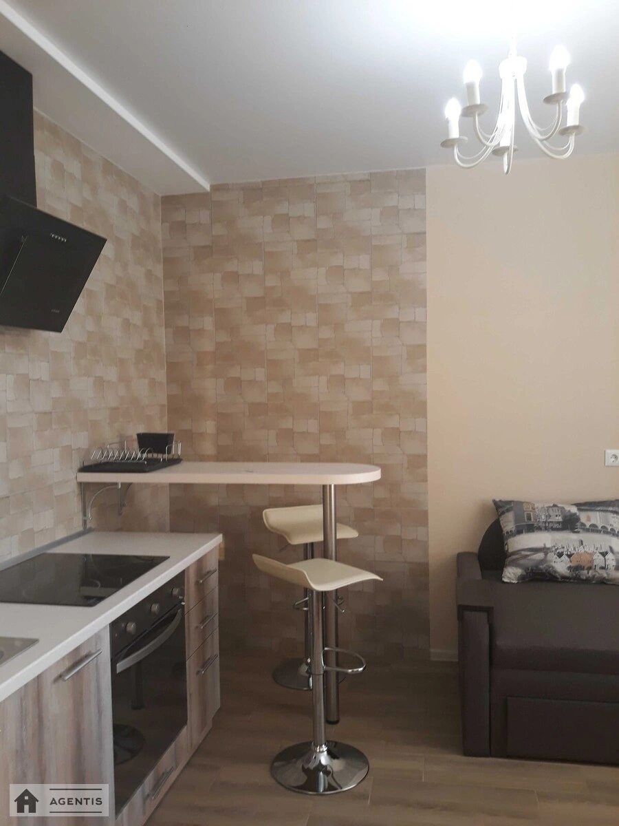 Apartment for rent 1 room, 41 m², 21st fl./26 floors. 10, Dragomanova 10, Kyiv. 