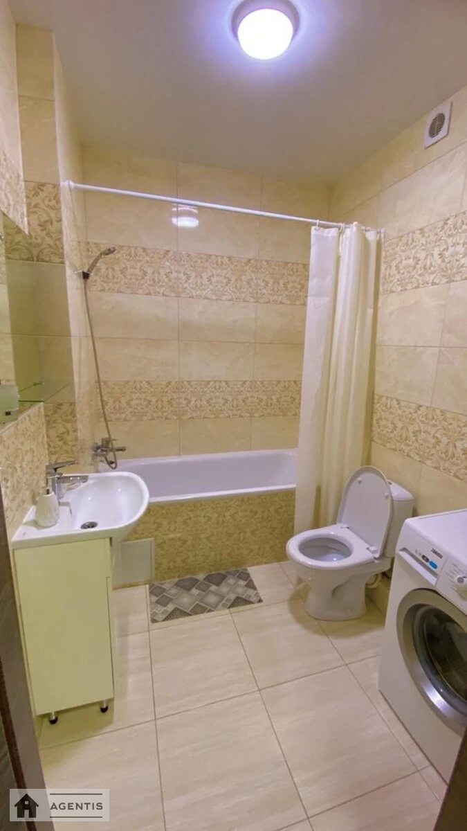 Apartment for rent 1 room, 40 m², 8th fl./10 floors. 2, Edynstva , Kryukivshchyna. 