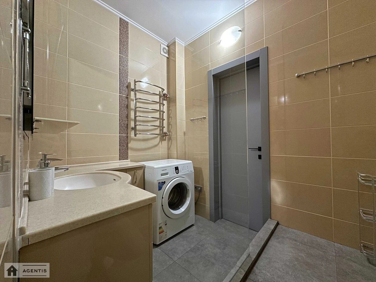 Здам квартиру 3 кімнати, 103 m², 5 пов./13 поверхів. 83, Юрія Іллєнка вул. (Мельникова), Київ. 