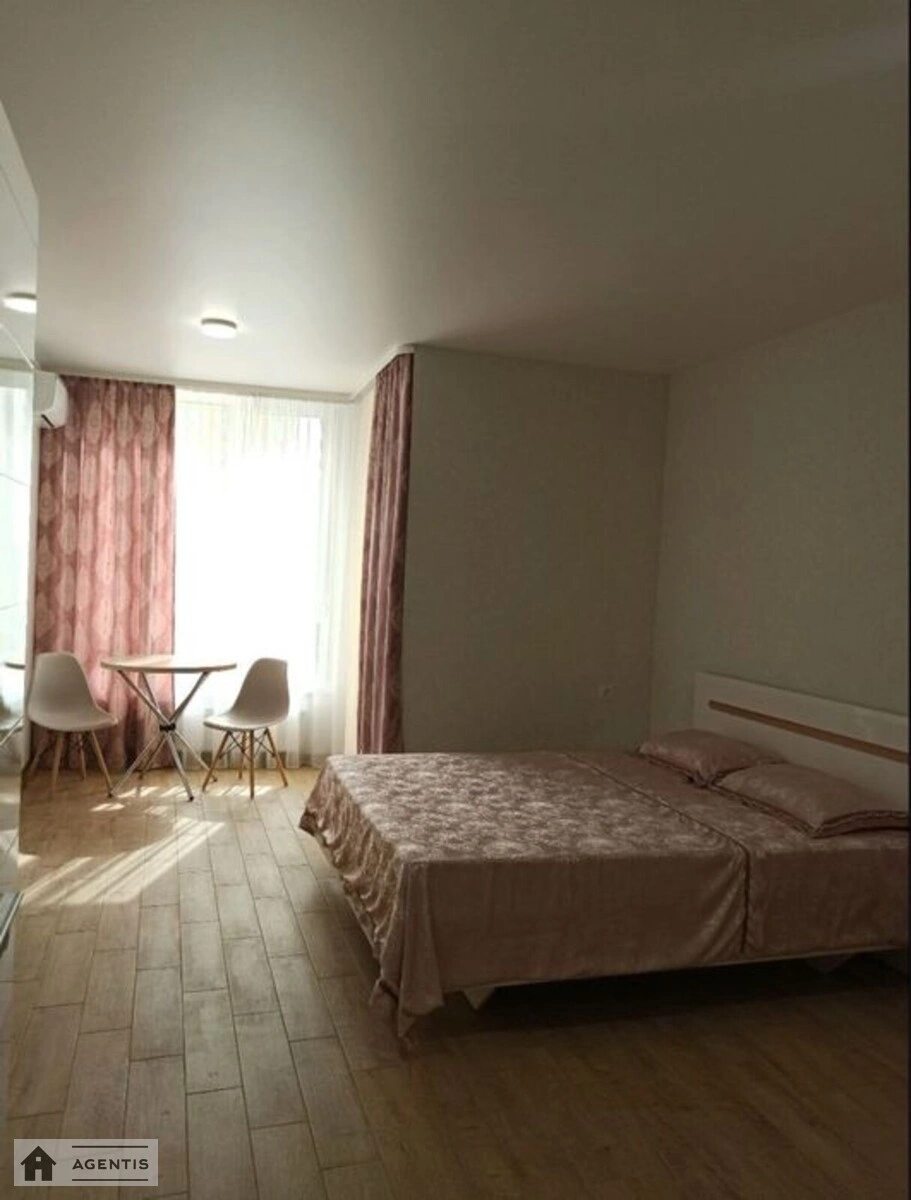 Здам квартиру 1 кімната, 32 m², 12 пов./25 поверхів. Петра Радченка вул., Київ. 