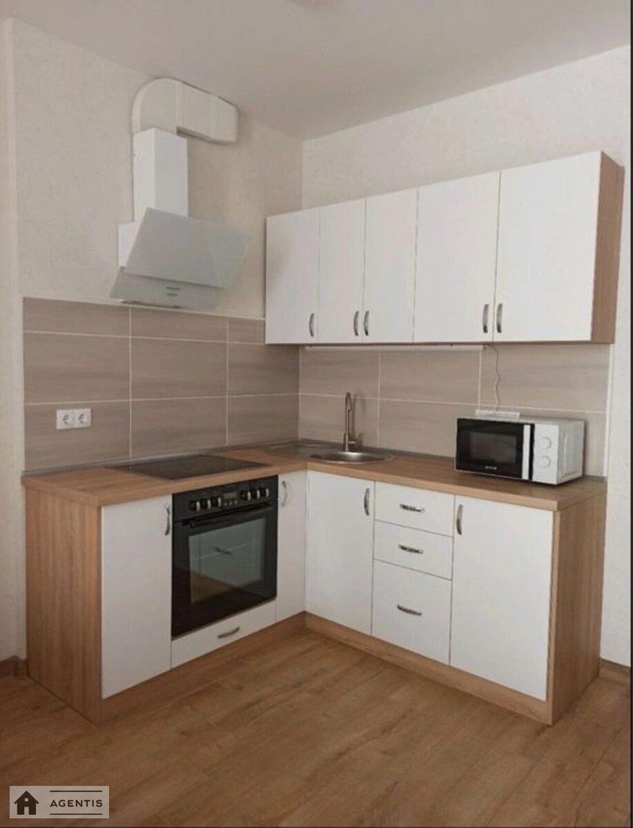 Сдам квартиру 1 комната, 32 m², 12 эт./25 этажей. Петра Радченка вул., Киев. 