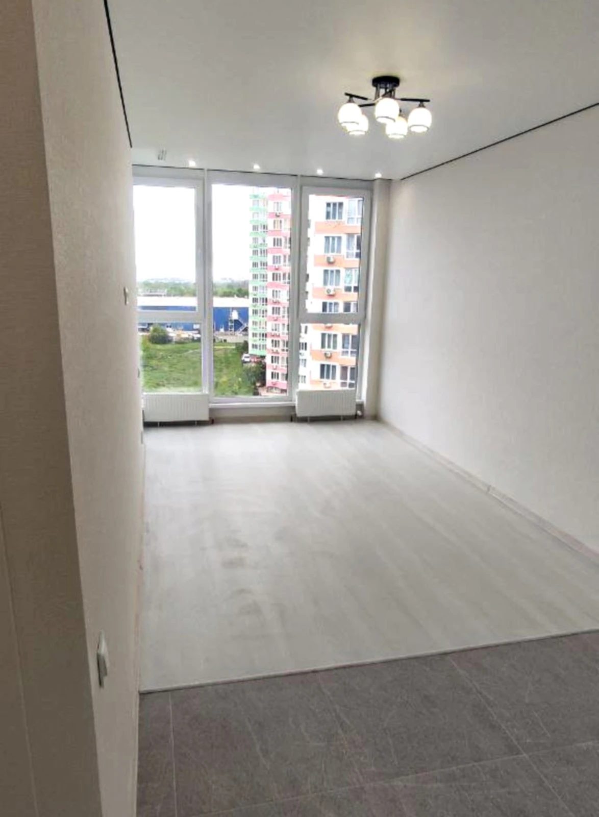 Apartments for sale 1 room, 38 m², 4th fl./17 floors. Vylyamsa Akademyka ul., Odesa. 