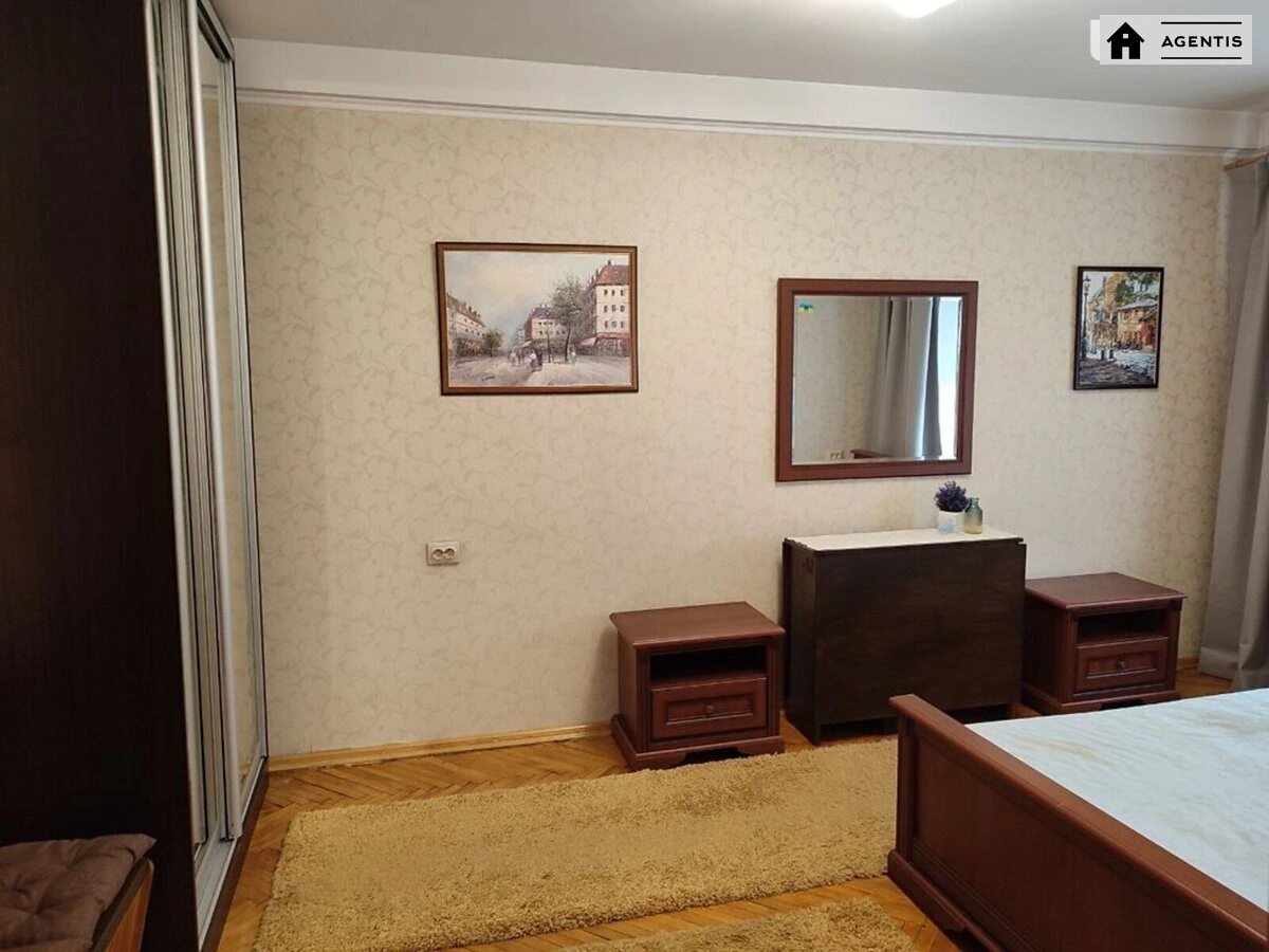 Apartment for rent 2 rooms, 47 m², 4th fl./5 floors. 3, Orikhuvatska vul. Burmystrenka, Kyiv. 