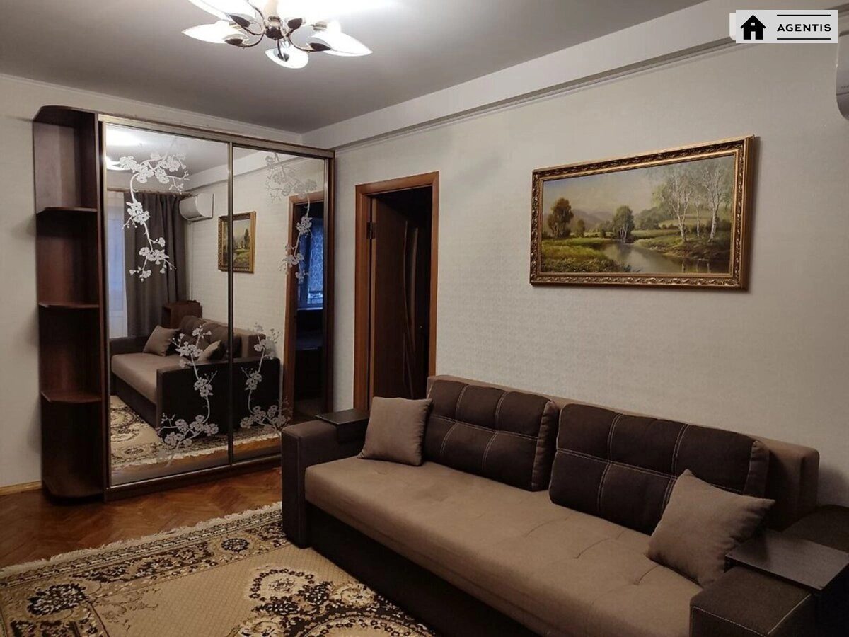 Apartment for rent 2 rooms, 47 m², 4th fl./5 floors. 3, Orikhuvatska vul. Burmystrenka, Kyiv. 