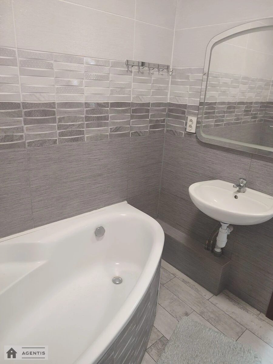 Apartment for rent 1 room, 36 m², 16th fl./25 floors. 14, Borysa Hmyri vul., Kyiv. 