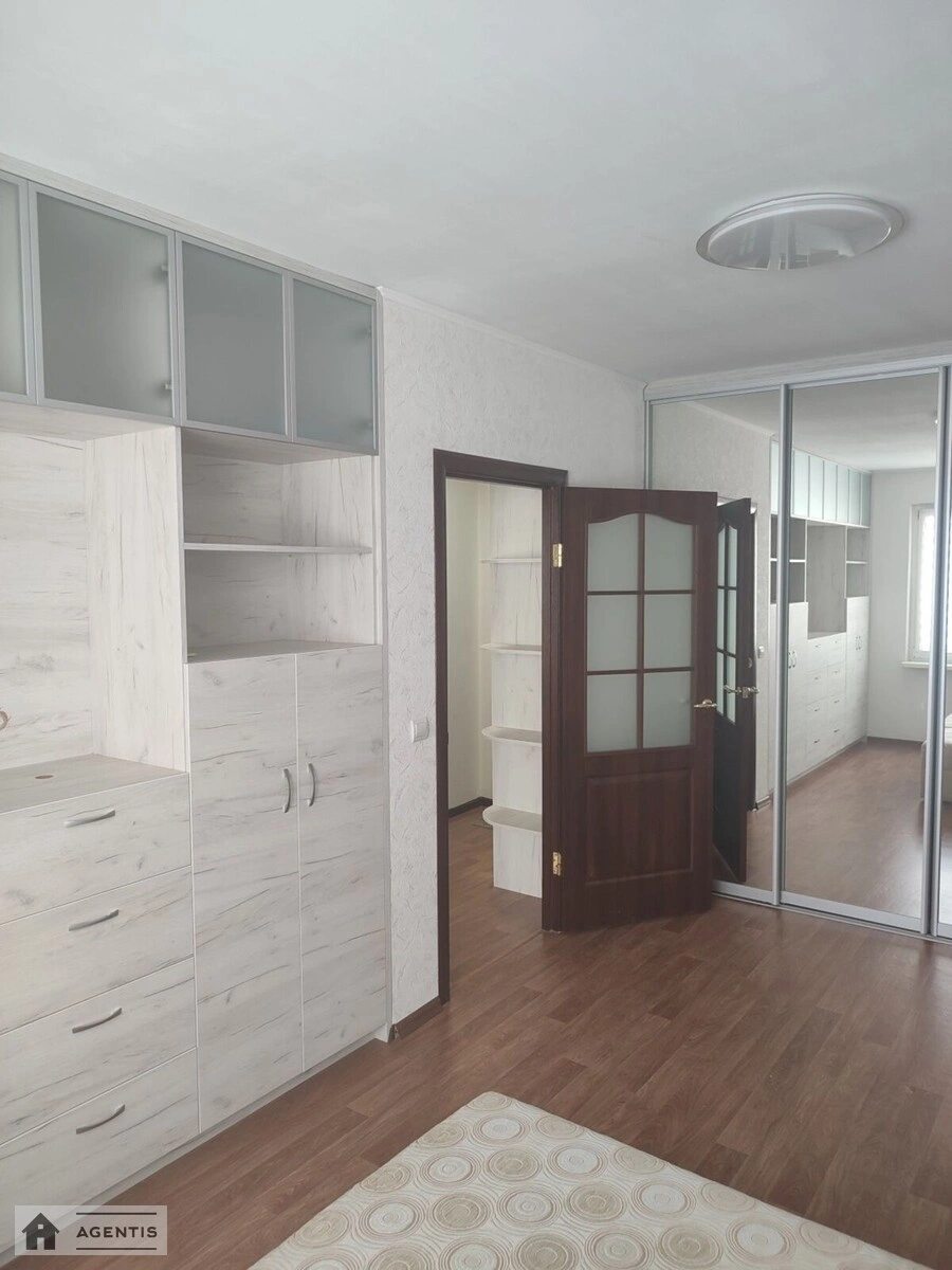 Сдам квартиру 1 комната, 36 m², 16 эт./25 этажей. 14, Бориса Гмирі вул., Киев. 