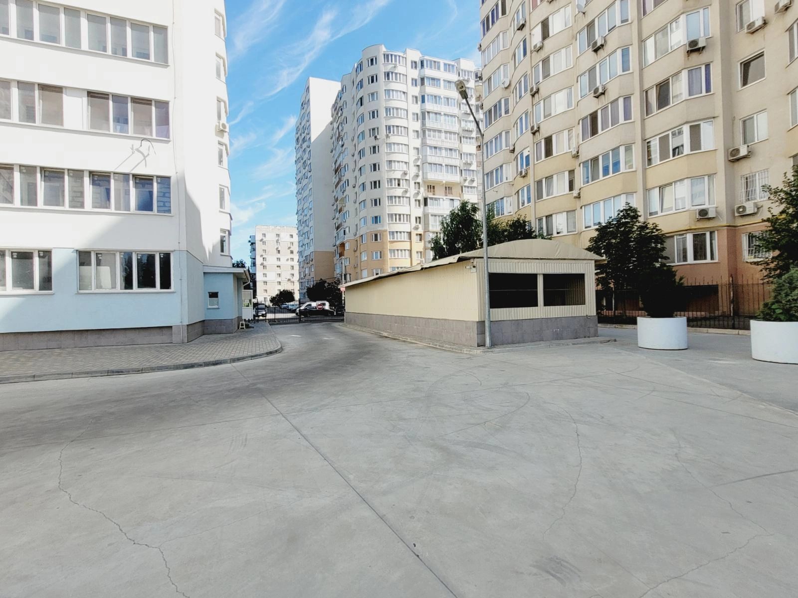 Продаж квартири 1 кімната, 524 m², 6 пов./14 поверхів. 203, Костанди ул., Одеса. 