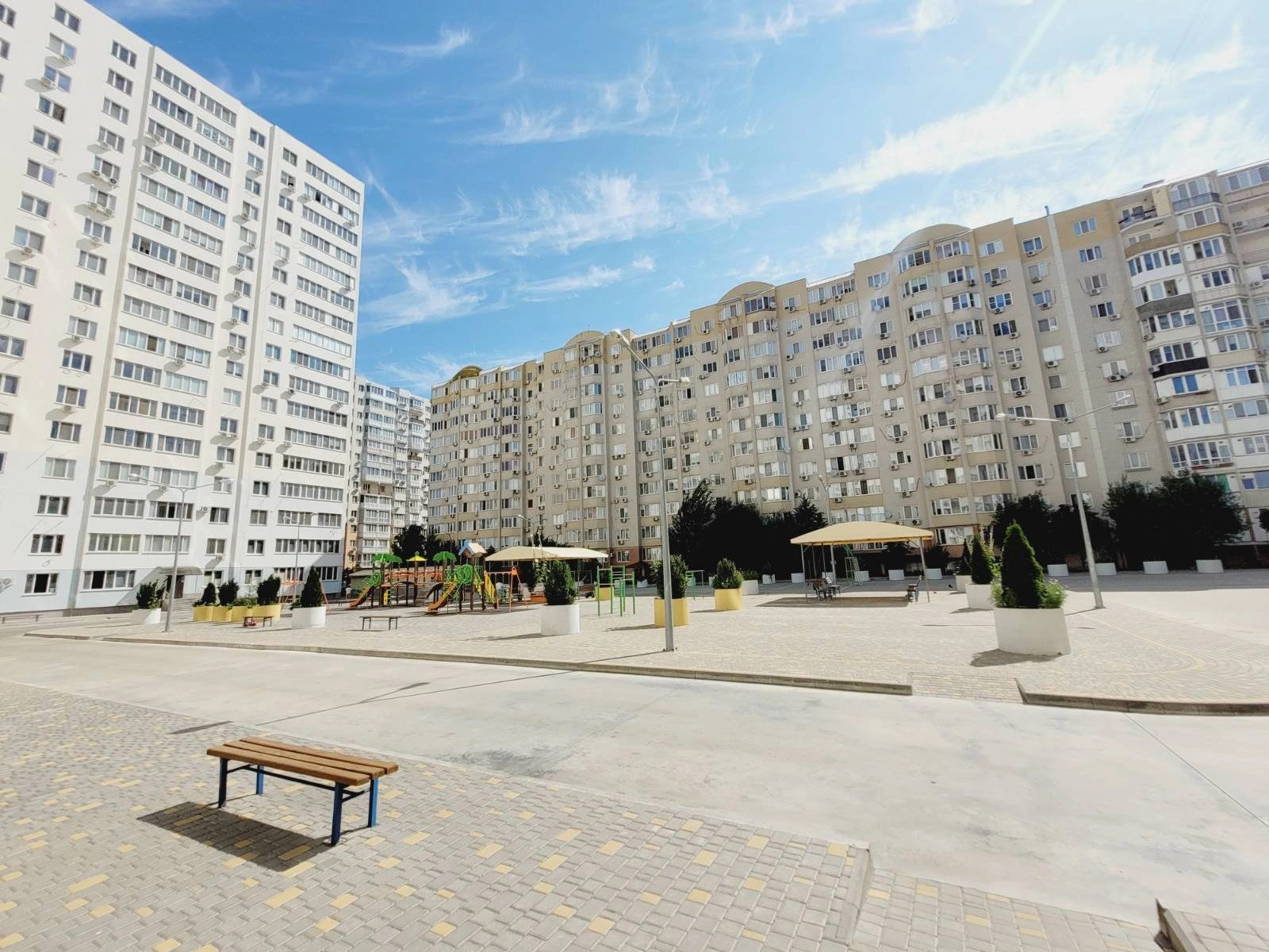 Apartments for sale 1 room, 524 m², 6th fl./14 floors. 203, Kostandy ul., Odesa. 