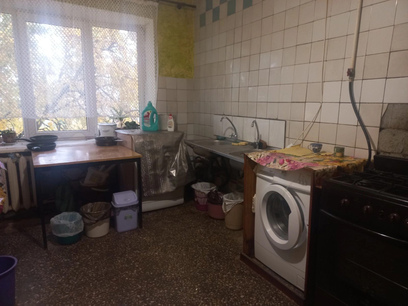 Здам кімнату на тривалий період 2 кімнати, 31 m², 5 пов./5 поверхів. 21, Злуки пр., Тернопіль. 