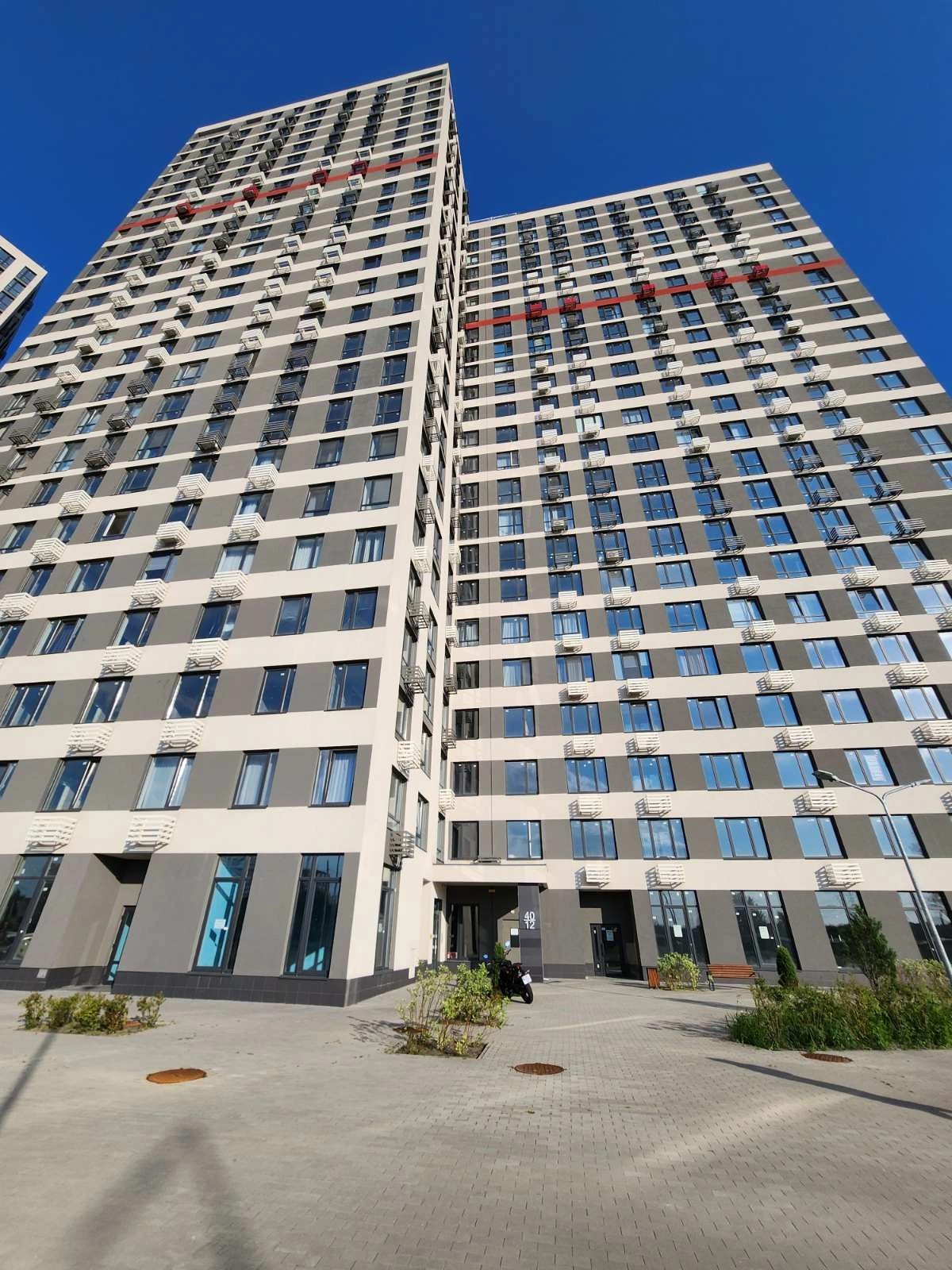 Apartment for rent 1 room, 40 m², 19th fl./26 floors. Ivana Vyhovskoho vul. Marshala Hrechka, Kyiv. 