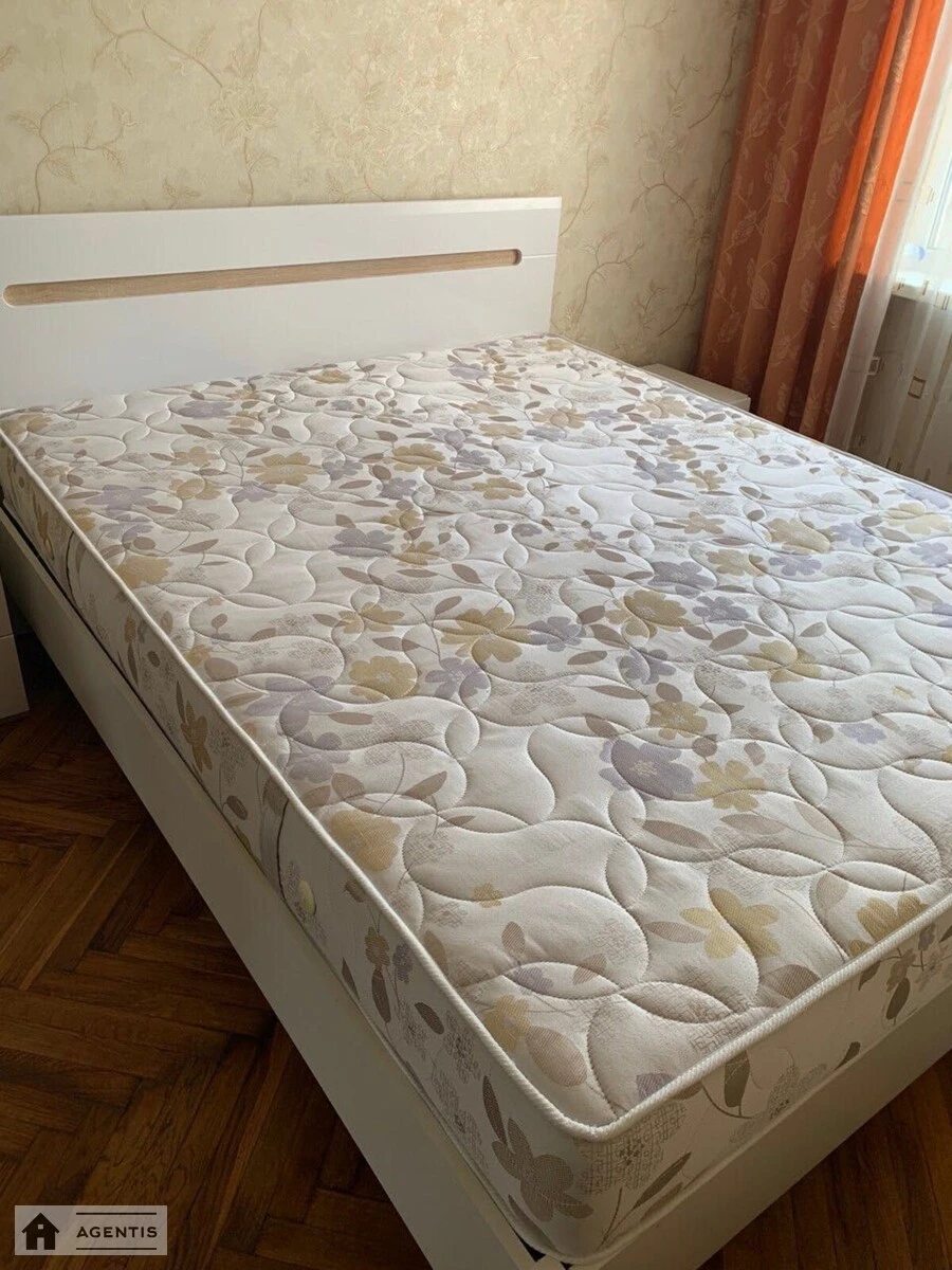 Здам квартиру 2 кімнати, 45 m², 7 пов./9 поверхів. Миколи Лаврухіна вул., Київ. 