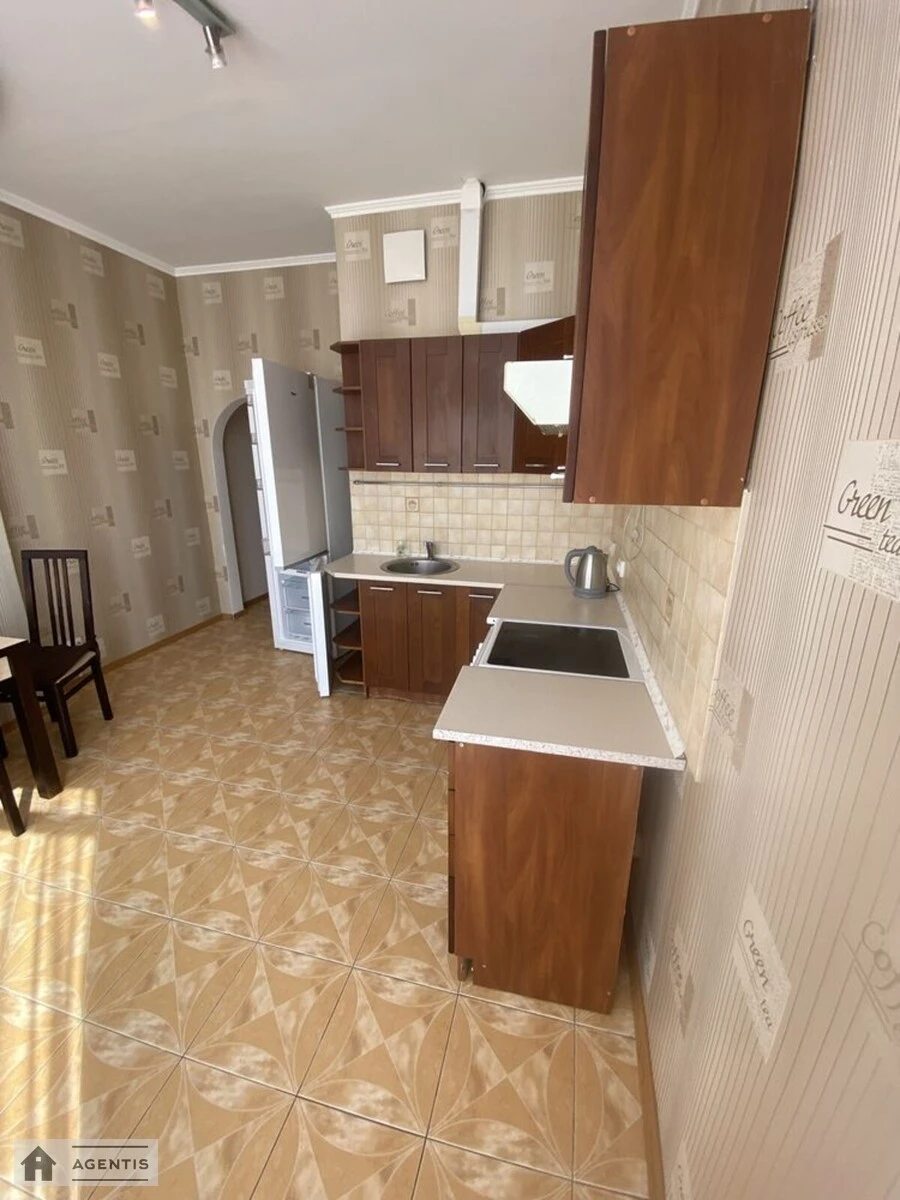 Apartment for rent 1 room, 48 m², 4th fl./22 floors. Obolonskyy rayon, Kyiv. 