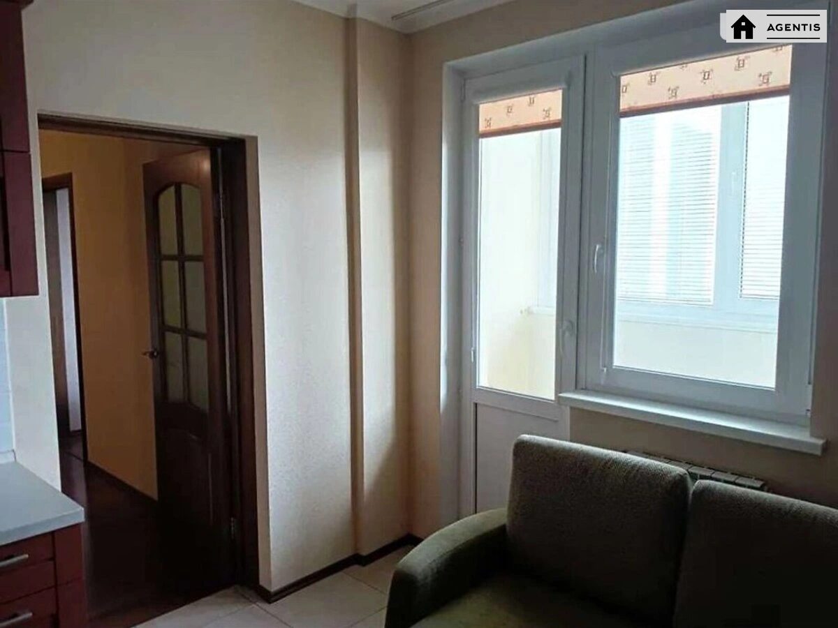 Apartment for rent 1 room, 46 m², 6th fl./9 floors. 48, Onore de Balzaka vul., Kyiv. 